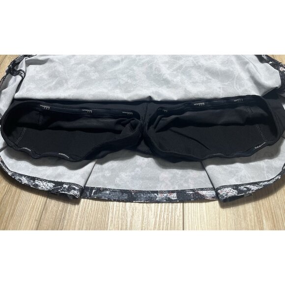 Lululemon Pace Rival Black Bloom Spring Floral Skirt - Size 10 - Picture 6 of 16